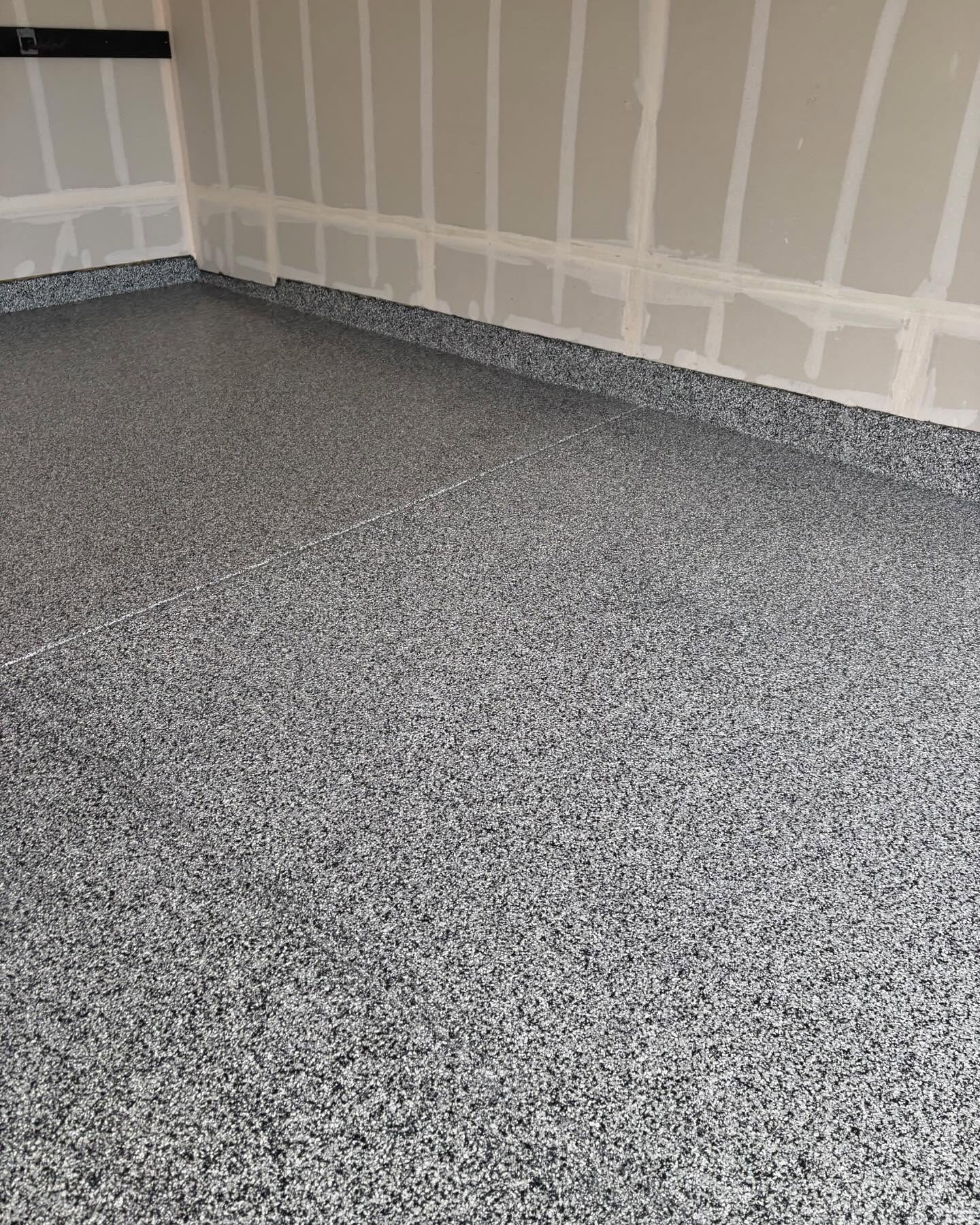 Flake epoxy garage floor by SBV Concrete Coatings