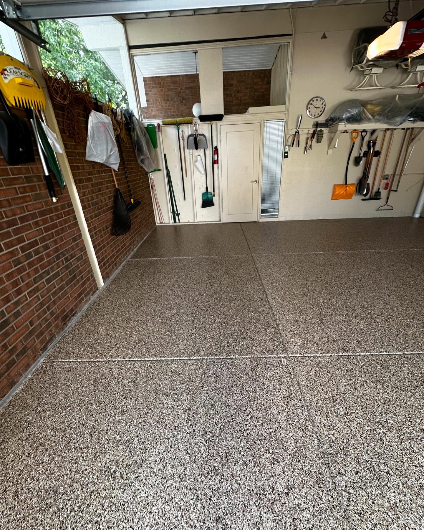Flake epoxy garage floor in Denver, CO by SBV Concrete Coatings
